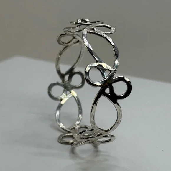 925 Silver scroll bangle - Picture 9 of 13